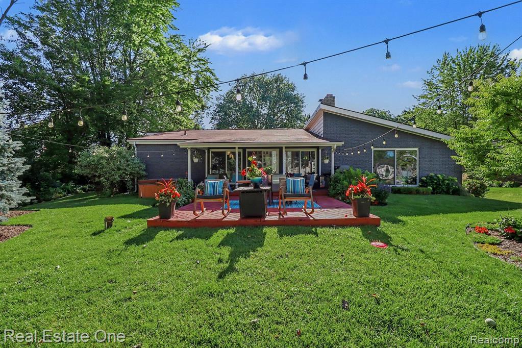 310 Pine Tree Rd Road, Lake Orion, MI 48362 — Photo 27