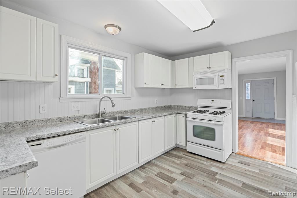 310 N Mercer Street, Durand, MI 48429 — Photo 2