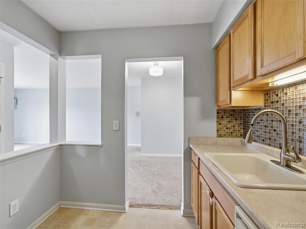 475 Baldwin Avenue, Rochester, MI 48307 — Photo 17