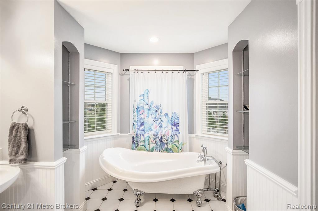 9024 Woodridge Drive, Davison, MI 48423 — Photo 17