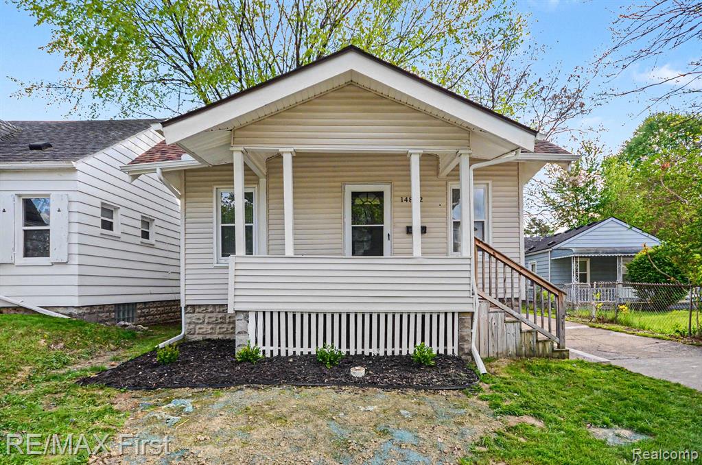 14842 Collinson Avenue, Eastpointe, MI 48021 — Photo 2