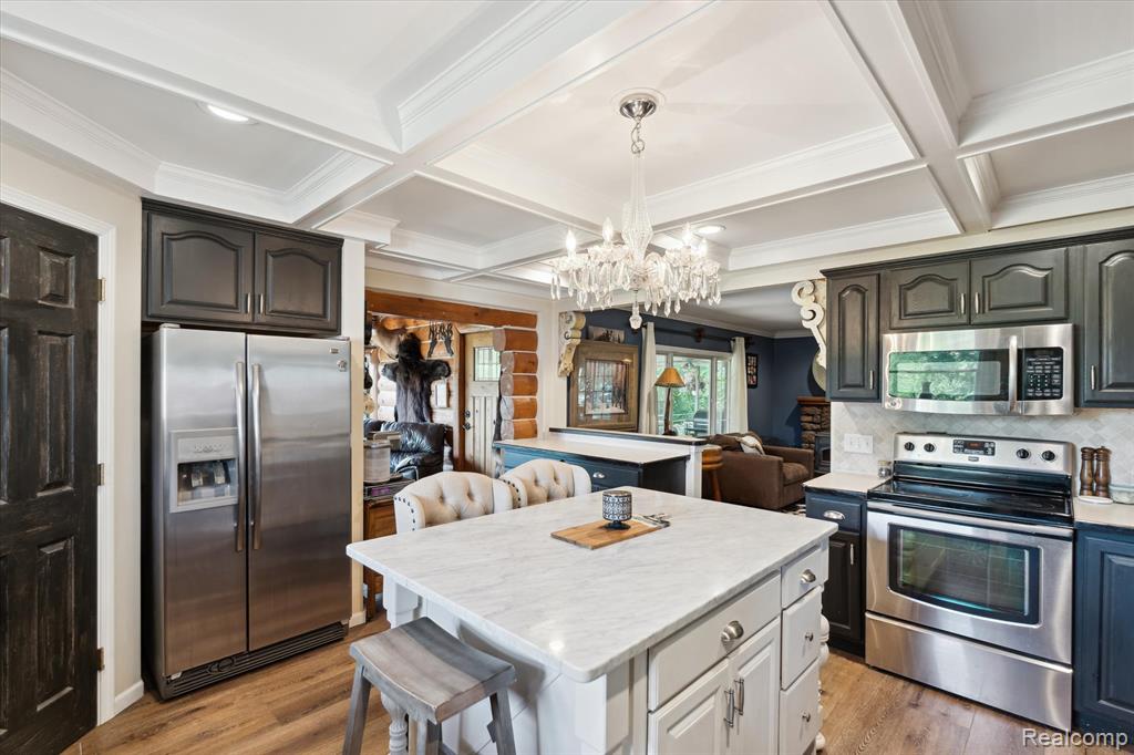 9227 Hogan Road, Fenton, MI 48430 — Photo 12