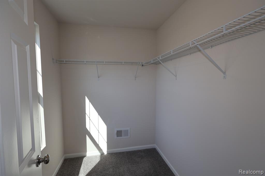 4320 Oak Street, Grand Blanc, MI 48439 — Photo 24