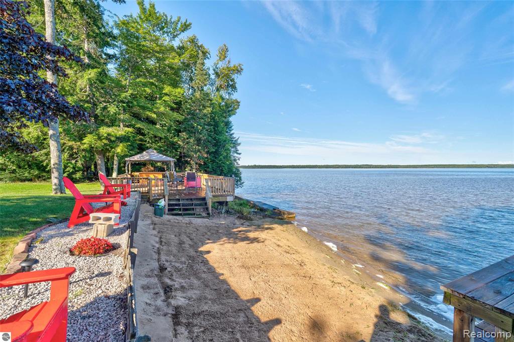 93N County Road 441, Manistique, MI 49854 — Photo 11