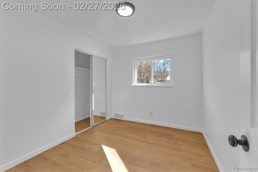 29760 Hoy Street, Livonia, MI, 48154