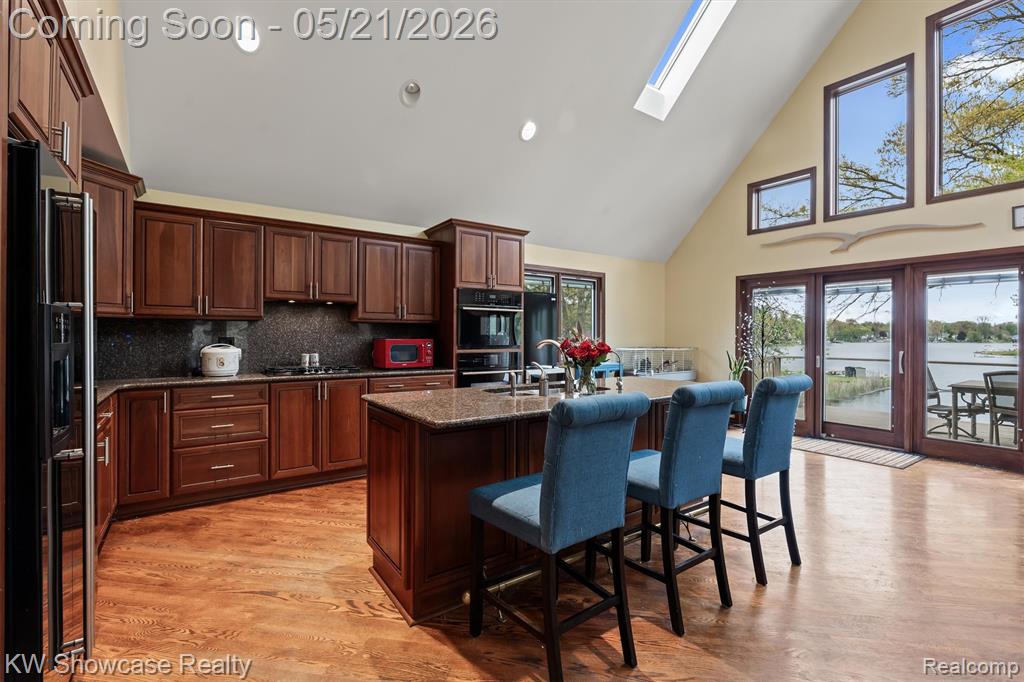 9650 Montgold Avenue, White Lake, MI — Photo 16