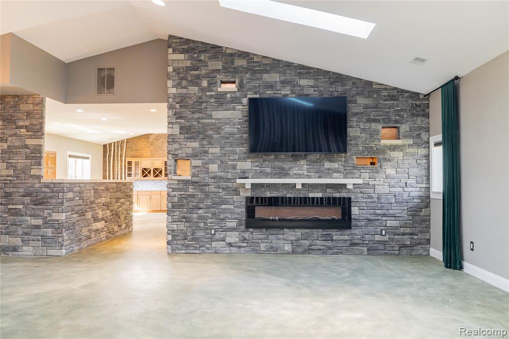 21527 Parke Lane, Grosse Ile, MI 48138 — Photo 8
