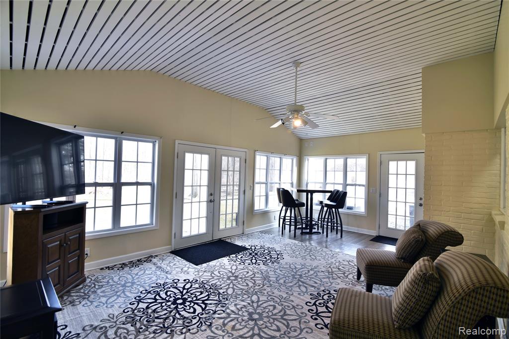 9693 BURNING TREE Drive, Grand Blanc, MI 48439 — Photo 20