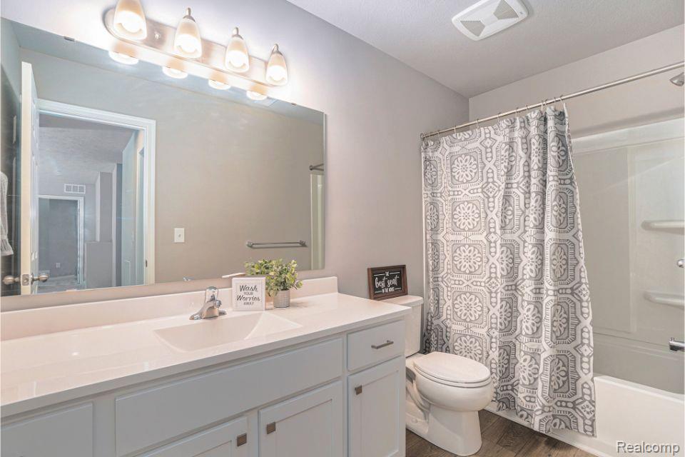 7107 TIMBERLINE Drive, Flint, MI 48507 — Photo 31