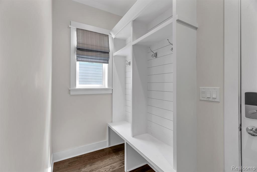 423 Woodlawn Ave, Royal Oak, MI 48073 — Photo 13
