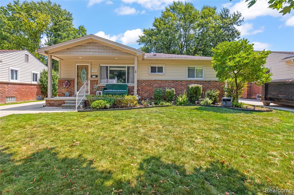 9015 Weddel Street, Taylor, MI 48180 — Photo 2