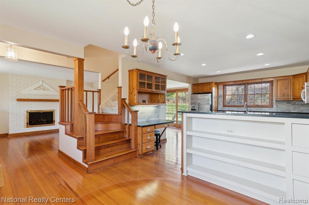 5621 Eastman Boulevard, West Bloomfield, MI 48323 — Photo 16