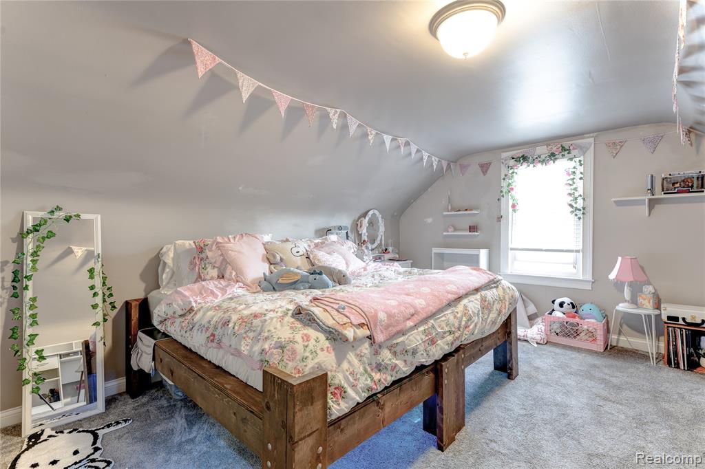 723 Globe Road, Waterford, MI 48328 — Photo 17