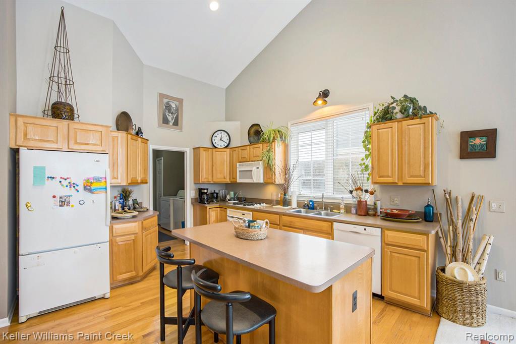 7943 Glacier Club Drive, Washington, MI — Photo 9