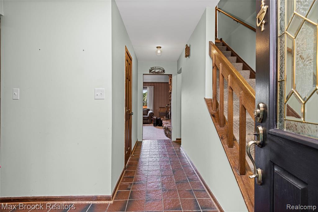 4622 Fleck Drive, Hartland, MI 48430 — Photo 6