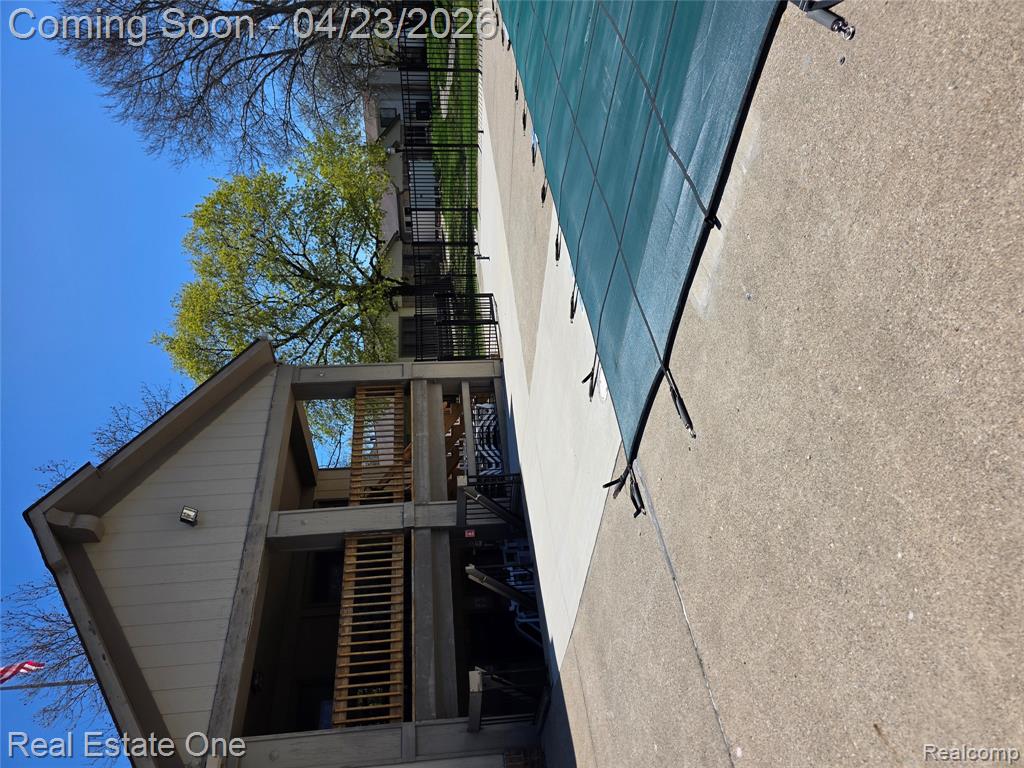 2898 Roundtree Drive, Troy, MI 48083 — Photo 51