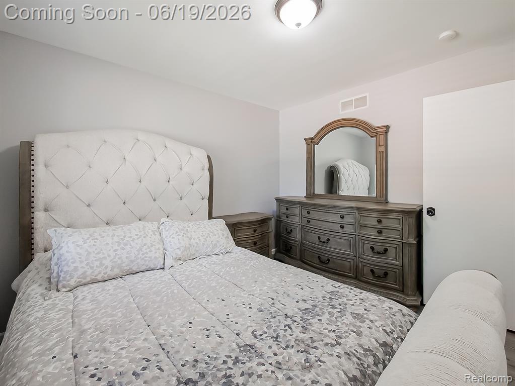 27051 Demrick Street, Roseville, MI 48066 — Photo 12