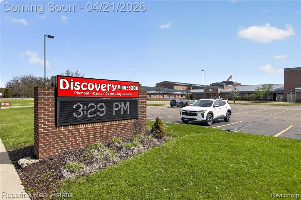 45663 Radnor Road, Canton, MI 48187 — Photo 49