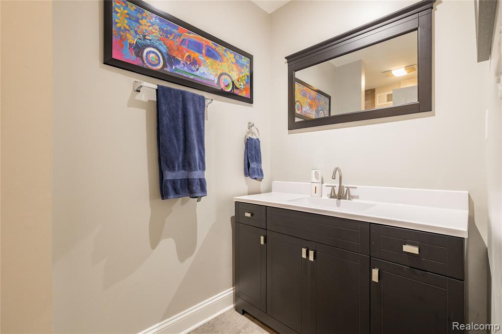 8095 Colony Drive, 22, Grosse Ile, MI 48138 — Photo 22