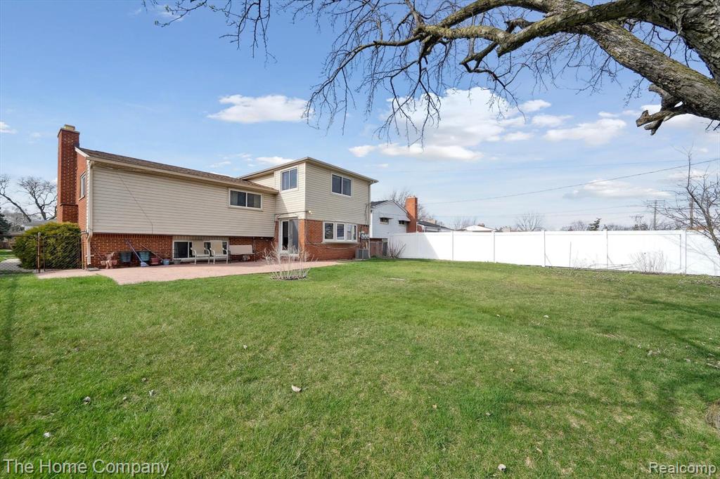 4473 Parkside Boulevard, Allen Park, MI 48101 — Photo 40