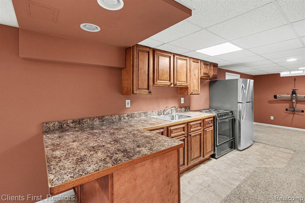 42356 Cotswold Court, Northville, MI, 48168