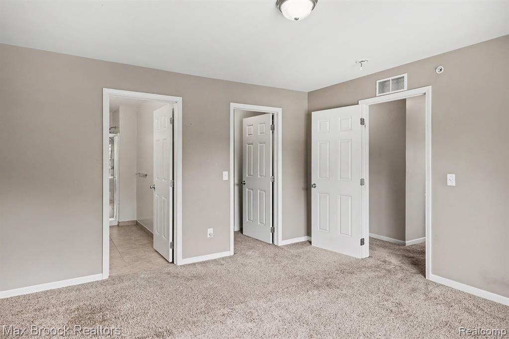 49086 W Woods Drive, Utica, MI 48317 — Photo 7