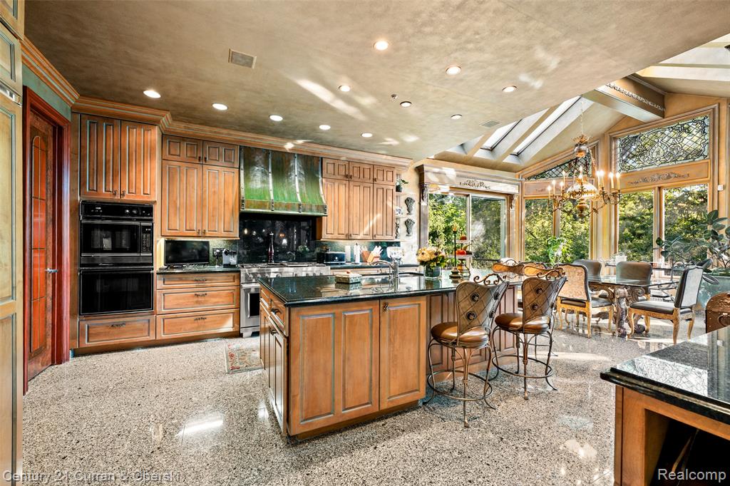 9 West Lane, Dearborn, MI 48124 — Photo 20