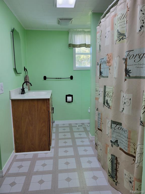 4887 CENTER Street, Millington, MI 48746 — Photo 18