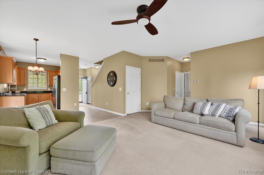 28294 Cottage Lane, New Hudson, MI 48165 — Photo 7