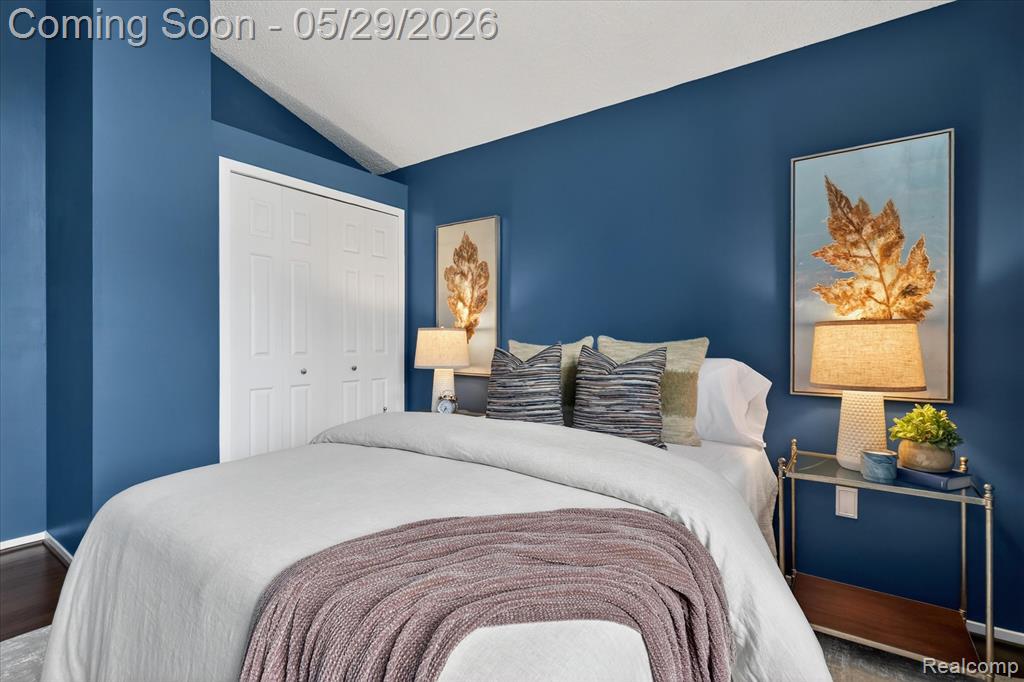 349 Princeton Drive, South Lyon, MI 48178 — Photo 23