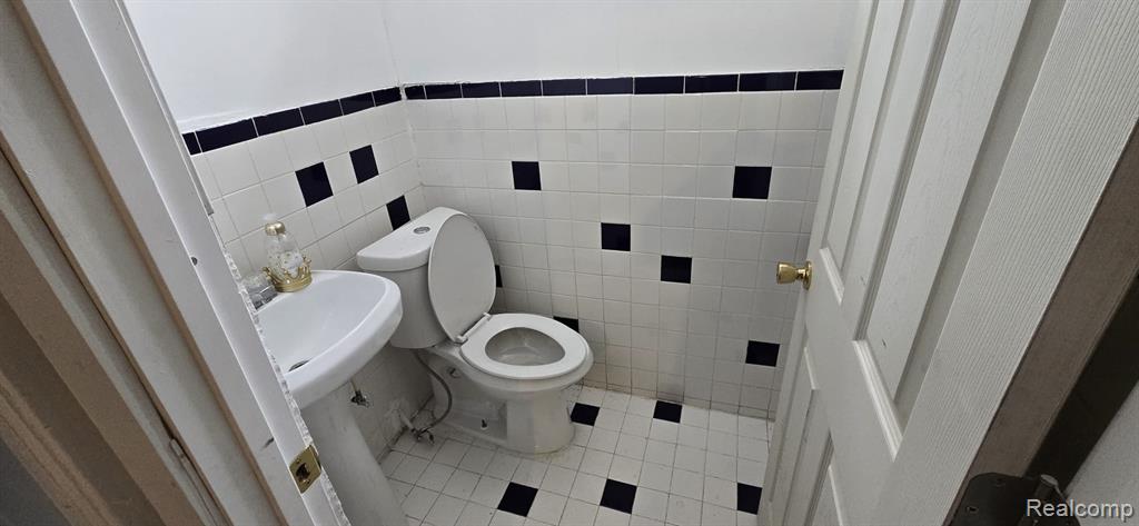 550 W Grixdale, Detroit, MI 48203 — Photo 14