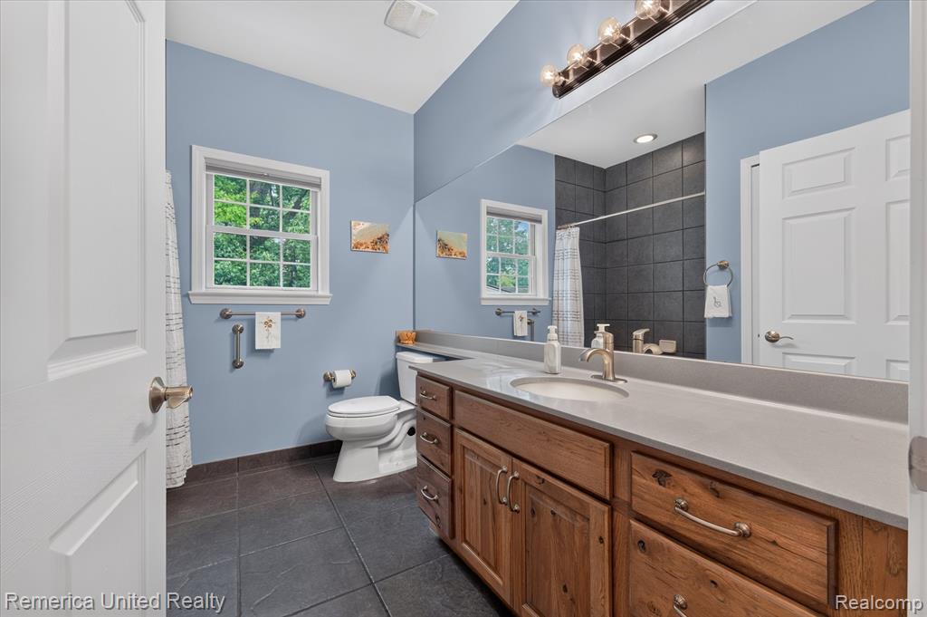6169 Bay Court, Waterford, MI 48327 — Photo 33
