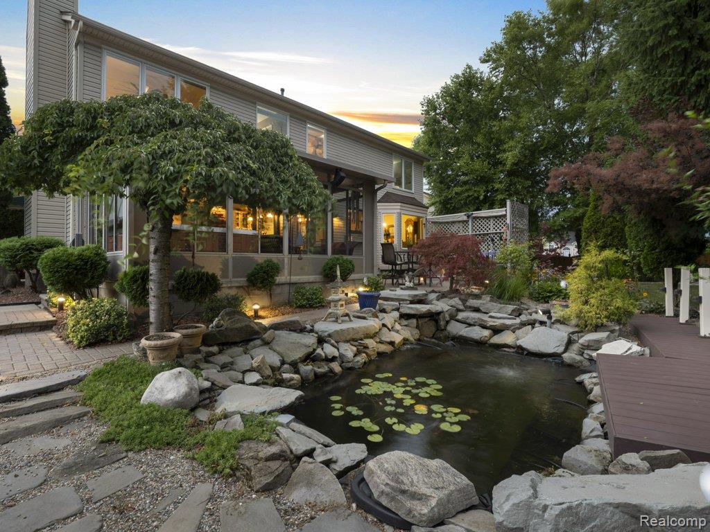 42688 Preswick Court, Van Buren, MI 48111 — Photo 78