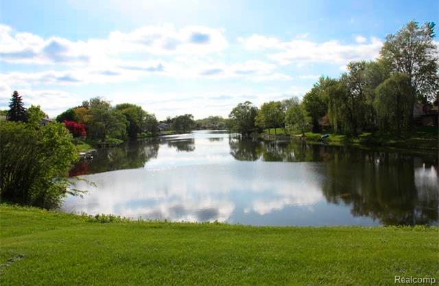 22842 RENFORD Street, Novi, MI — Photo 39