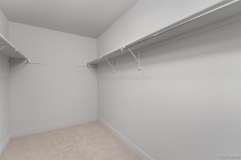 3989 Capstan Ct, Troy, MI 48083 — Photo 16