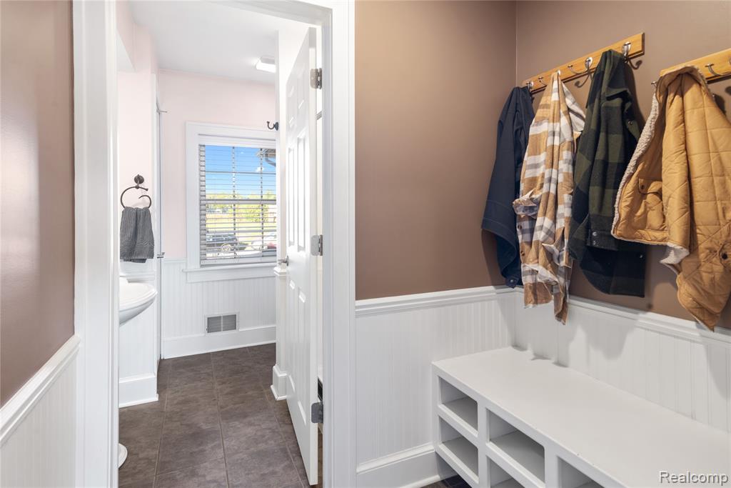 9096 Copper Ridge Drive, Davison, MI 48423 — Photo 19