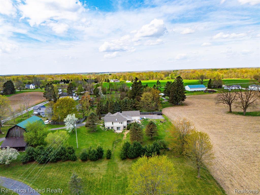 5069 BELL OAK Road, Webberville, MI 48892 — Photo 33