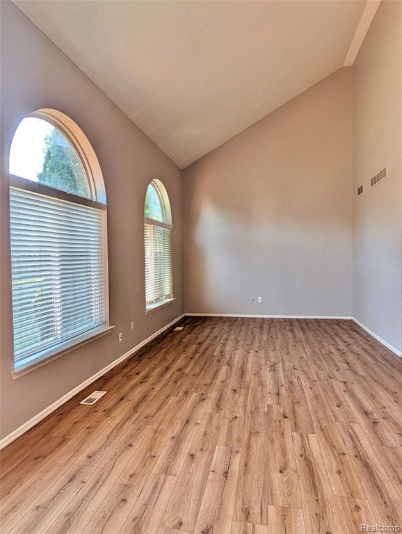 4797 CARRINGTON Drive, Rochester Hills, MI 48306 — Photo 12