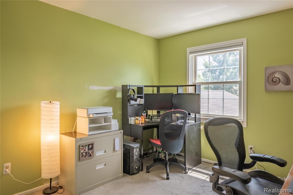 23668 N Rockledge, Novi, MI — Photo 14