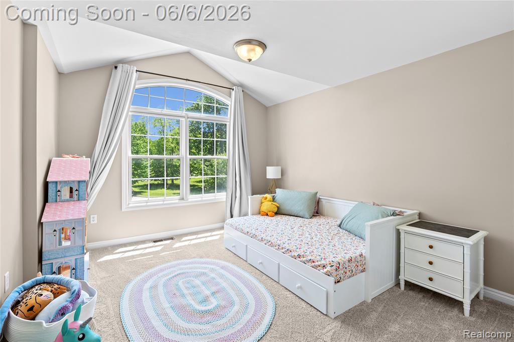 10242 Beacon Court, Grand Blanc, MI 48439 — Photo 43