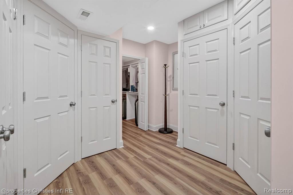 45094 Oak Forest Drive, Northville, MI 48168 — Photo 62
