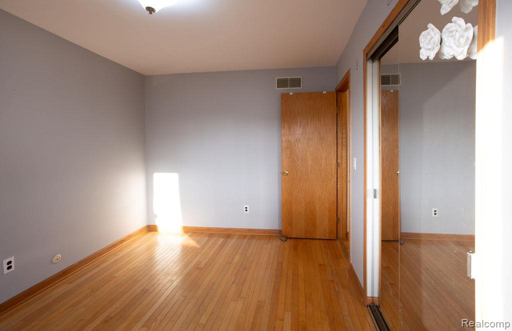 43428 Hartwick Drive, Sterling Heights, MI 48313 — Photo 25