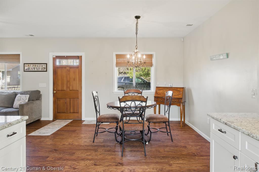 6084 BROCKWAY Street, Commerce Twp, MI 48382 — Photo 15