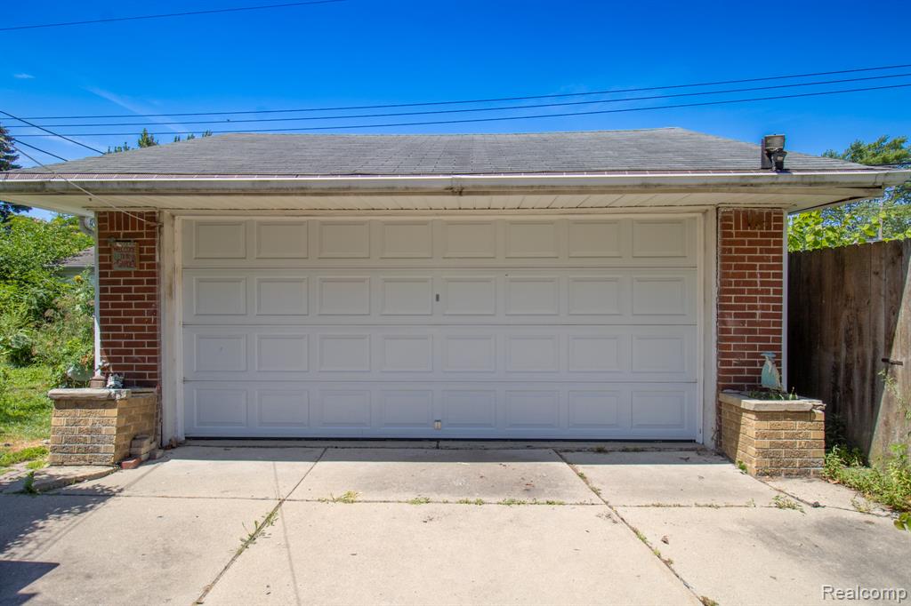 5743 Plainfield Street, Dearborn Heights, MI 48127 — Photo 30