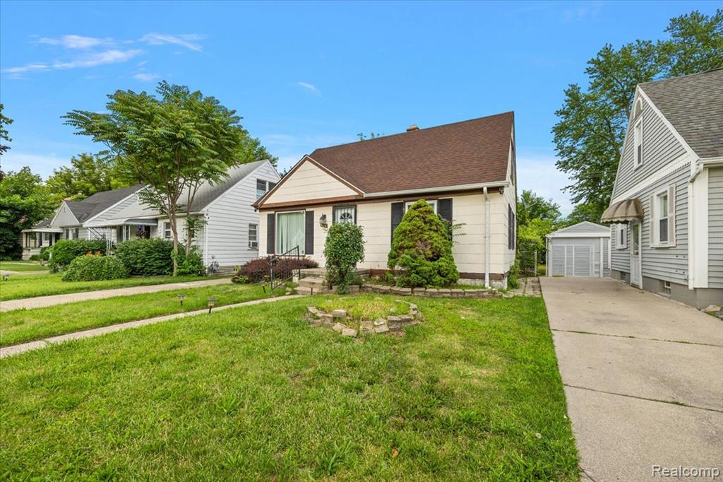 4230 University Place, Detroit, MI 48224 — Photo 2