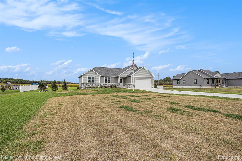 8309 Almont Road, Almont, MI 48003 — Photo 43