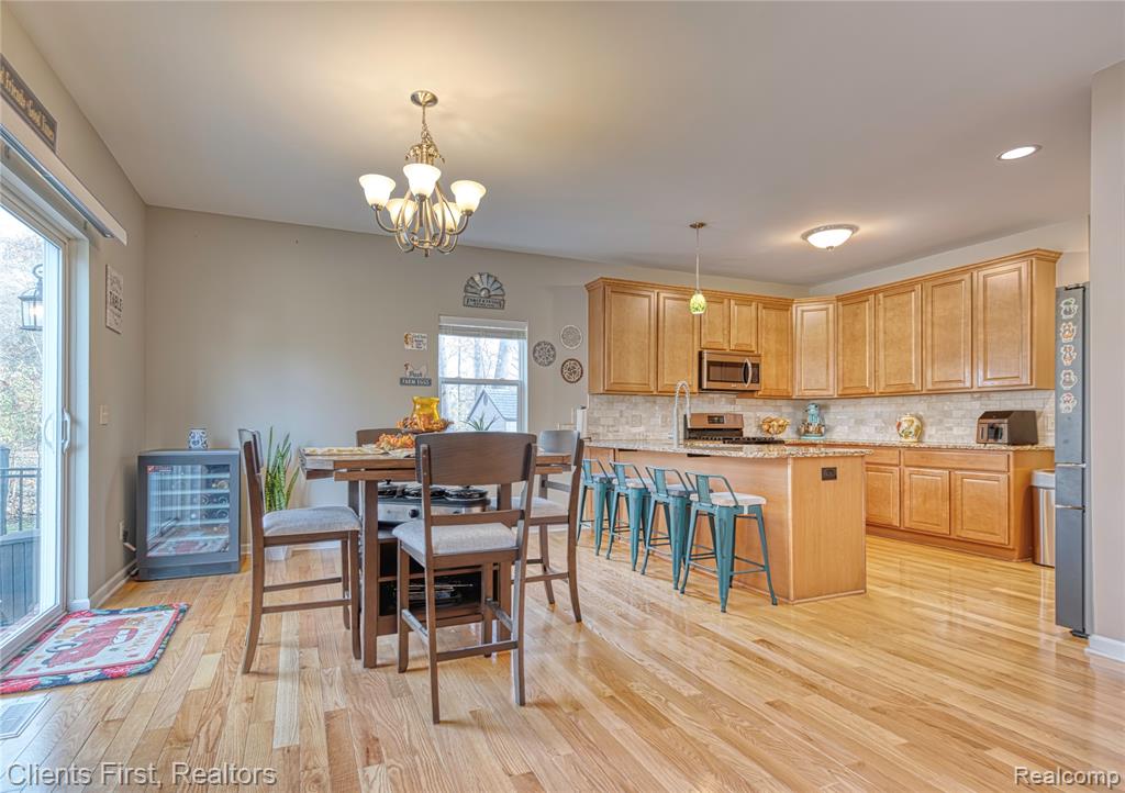 1291 Courtney Court, Hartland, MI 48353 — Photo 20