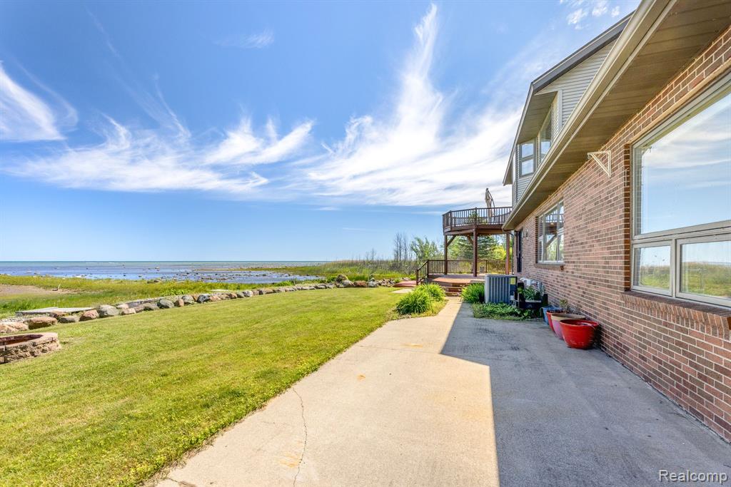 6455 LAKEVIEW Drive, MI — Photo 52