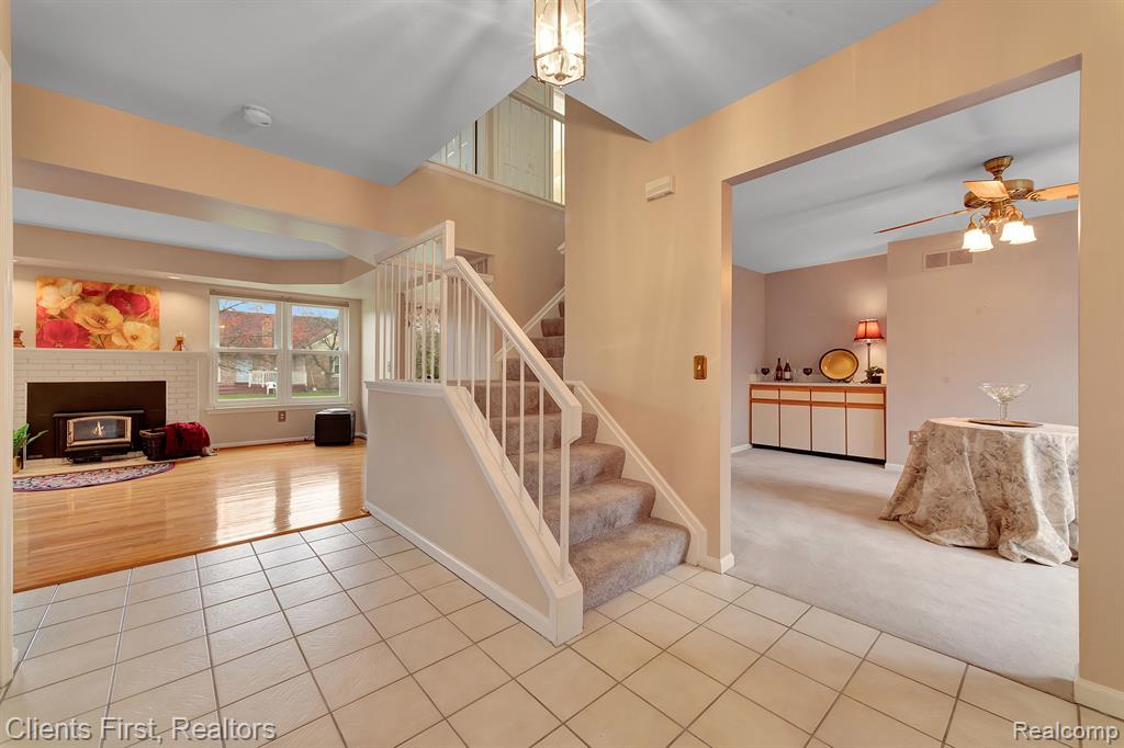 46657 GUNNERY Drive, Canton, MI 48187 — Photo 9