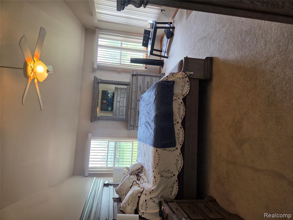 26940 Cedar Run Court, Woodhaven, MI 48183 — Photo 14